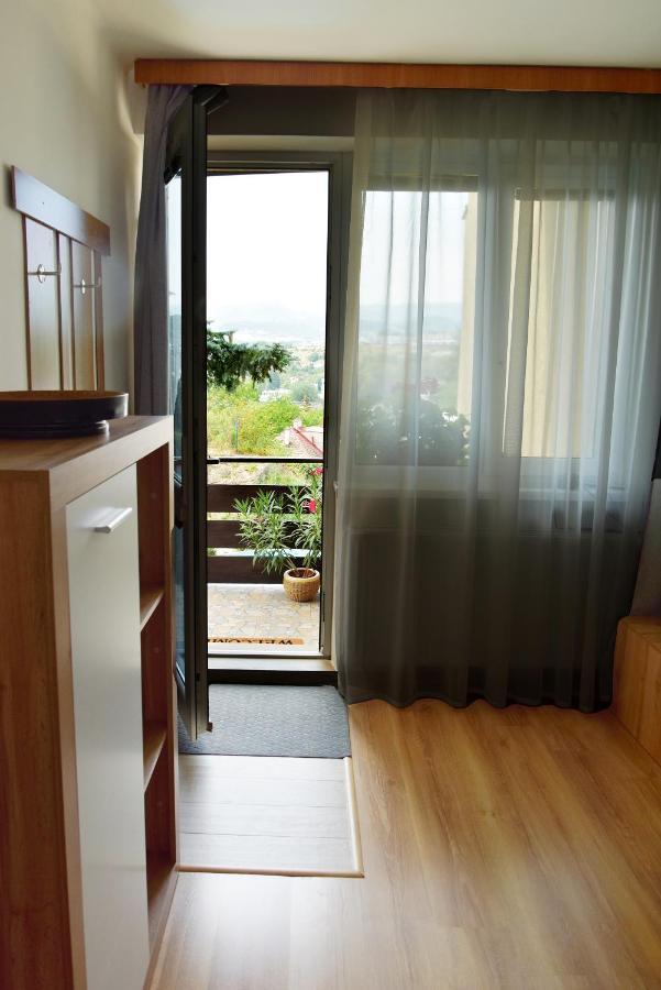 Apartment, Sun Terrace, Privat Parking Banska Bystrica Bagian luar foto