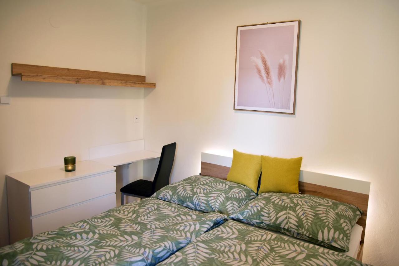 Apartment, Sun Terrace, Privat Parking Banska Bystrica Bagian luar foto