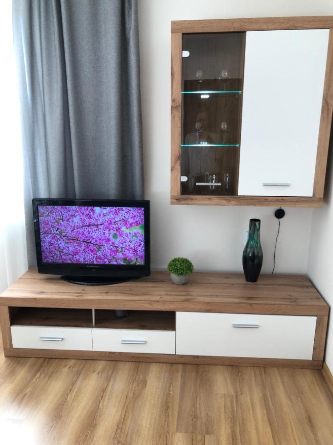 Apartment, Sun Terrace, Privat Parking Banska Bystrica Bagian luar foto